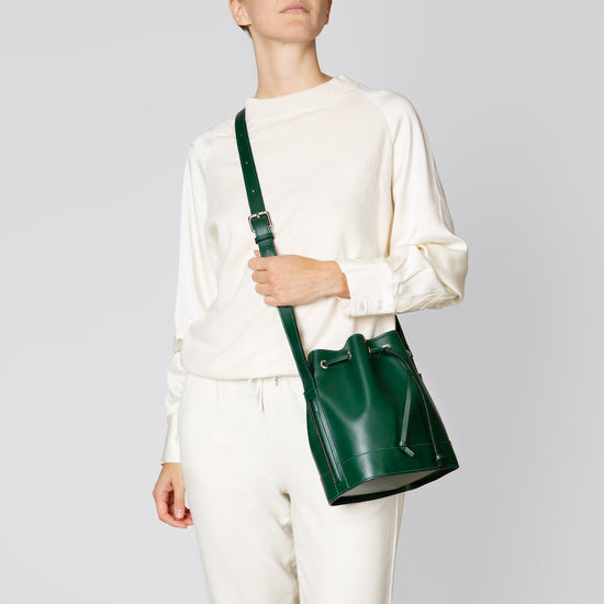Ivy Bucket Bag | The Daphne